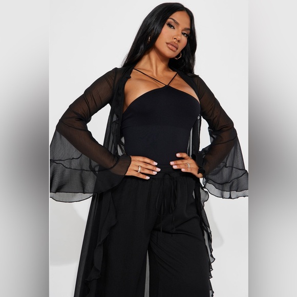 Fashion Nova Pants Set - Picture 2 of 3